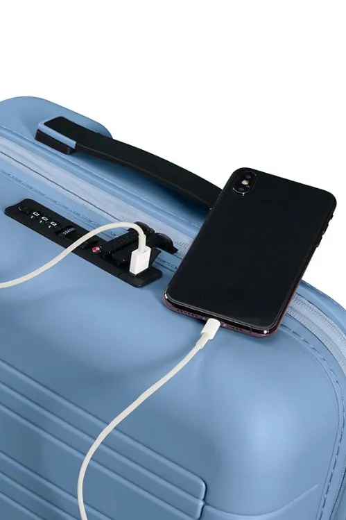 American Tourister Novastream 55cm Expandable Cabin Spinner | Pastel Blue