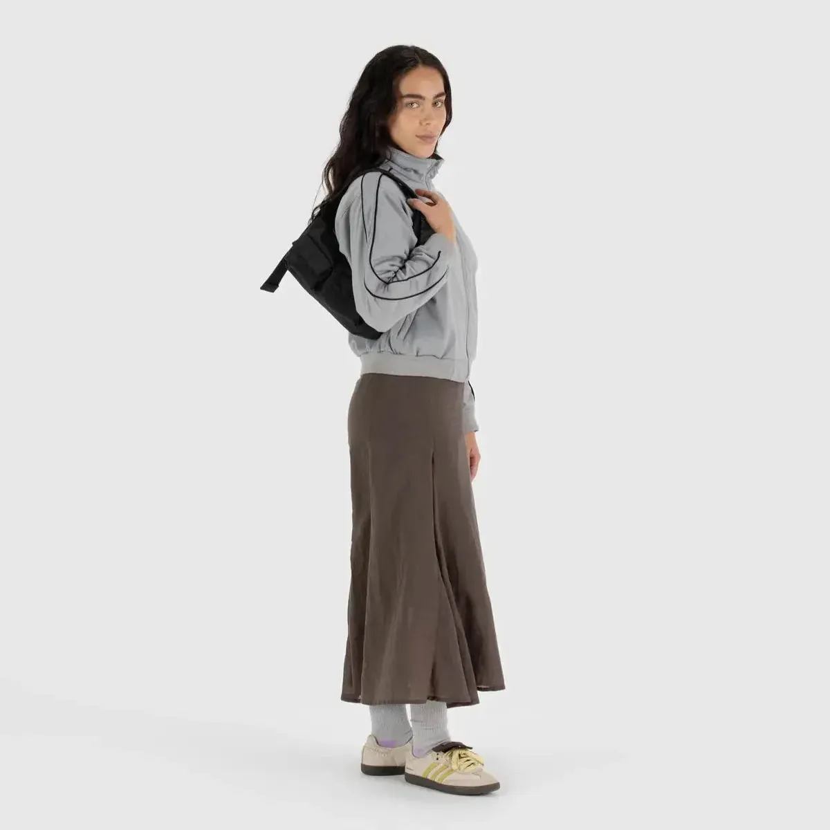Baggu Cargo Shoulder Bag in Black
