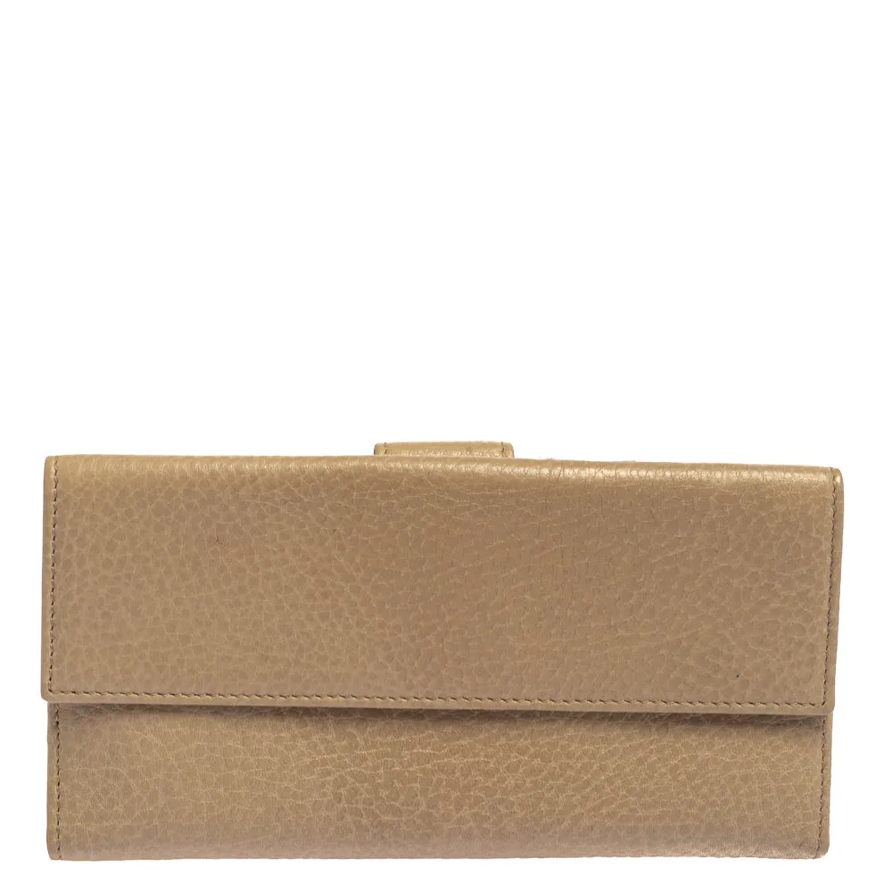 Gucci Beige Leather Interlocking G Continental Wallet..
