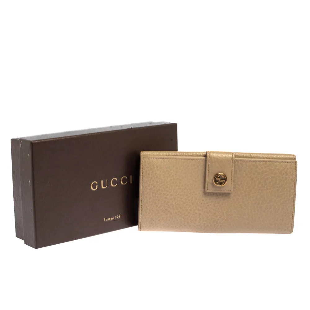 Gucci Beige Leather Interlocking G Continental Wallet..