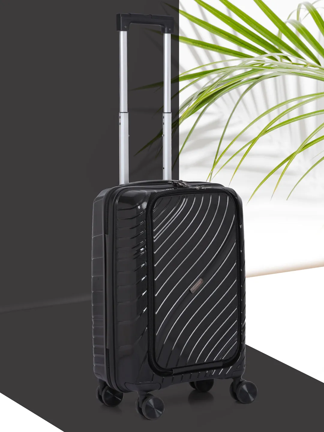 Hard-Sided Cabin-Sized Trolley Bag 38L
