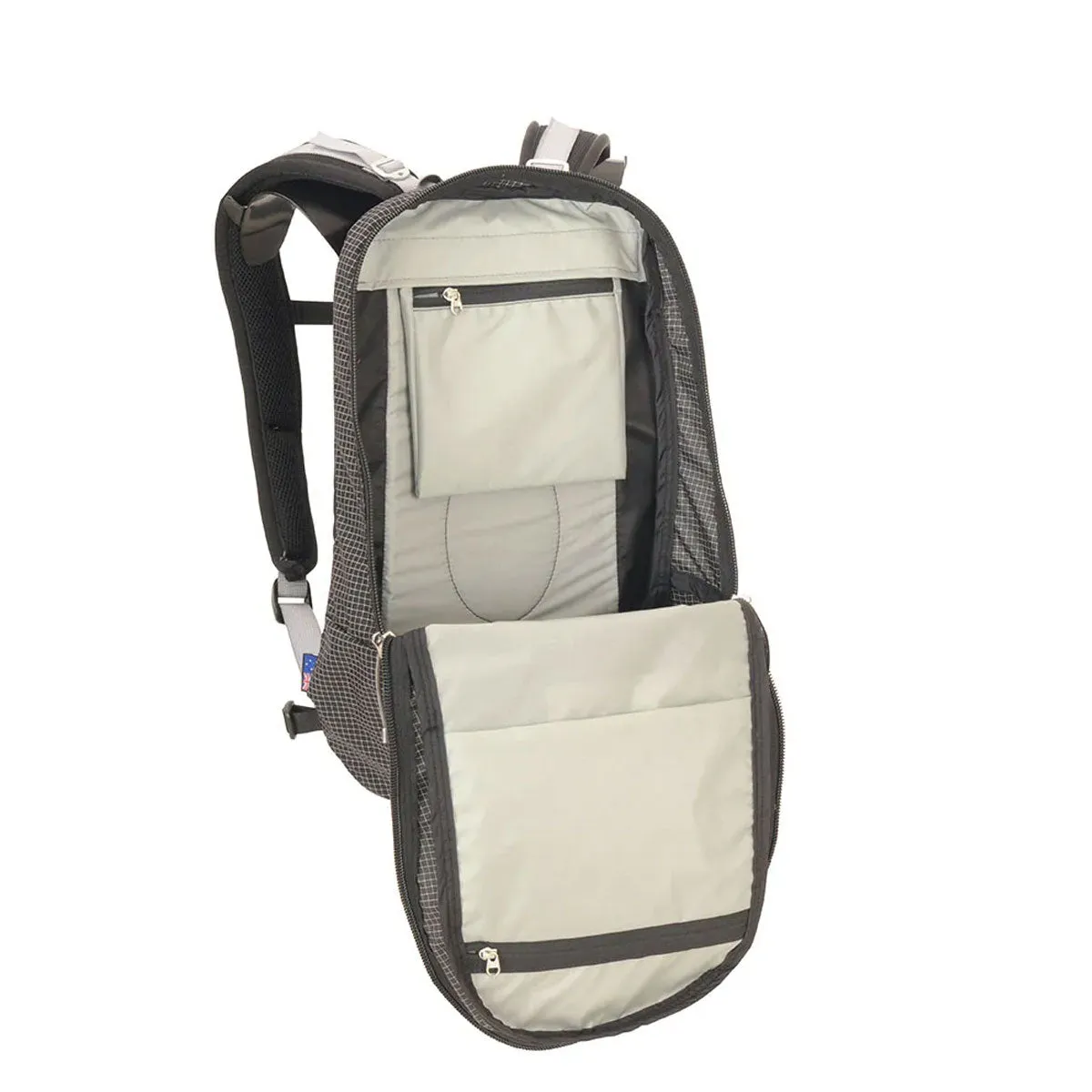 Hitchhiker 22L Day Pack