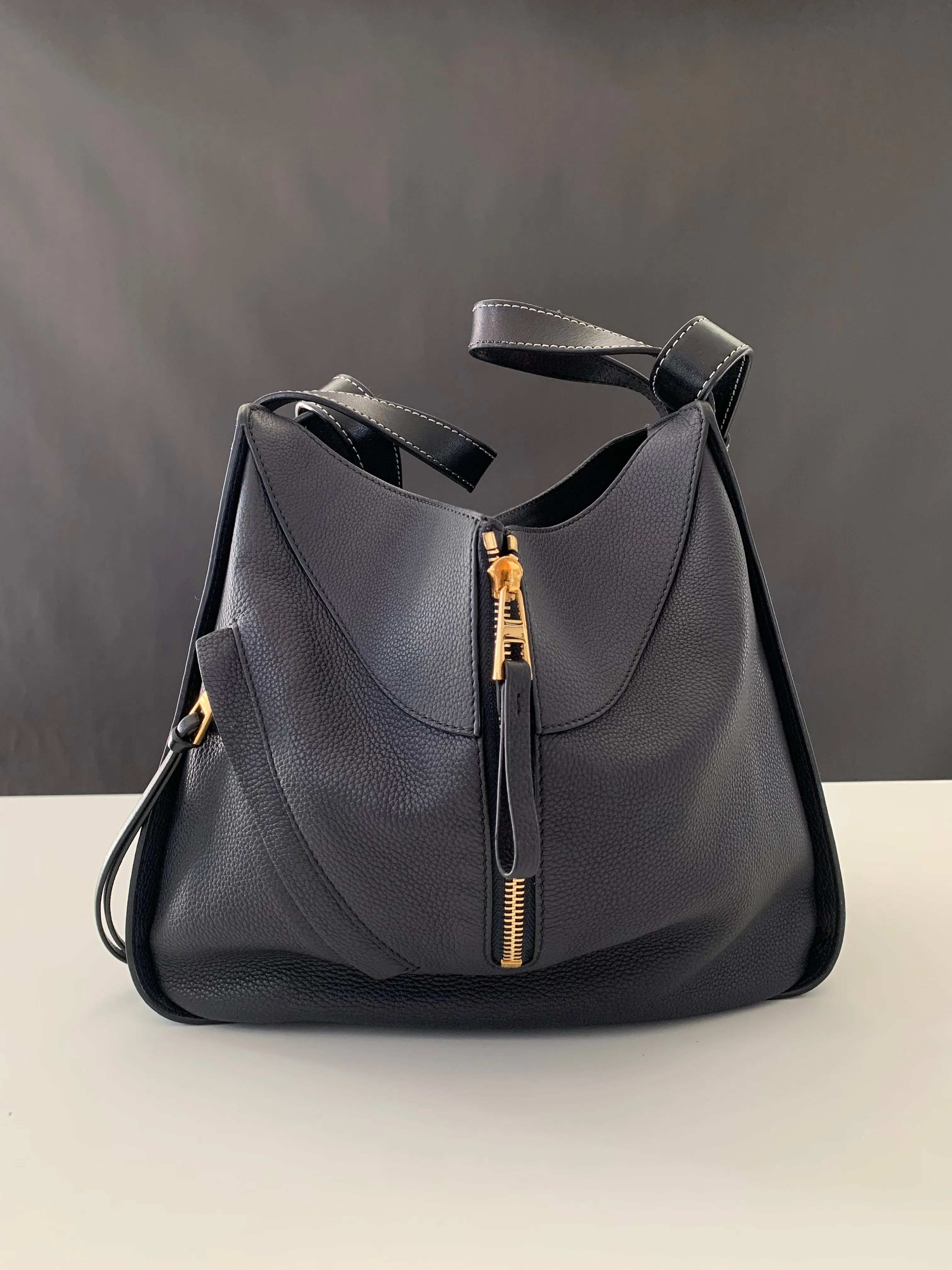 <b>LOEWE </b> <br>Hammock Small Bicolor
