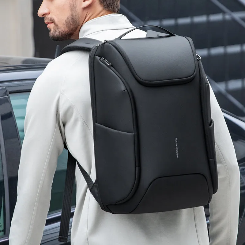Polycom 2nd: Waterproof Backpack with Built-in USB for Travelling